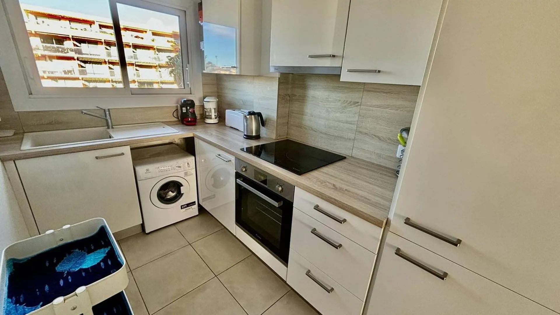 Appartement Lumineux Avec Terrasse Et Acces Plage - Fr-1-816-15 Le Lavandou Apartment