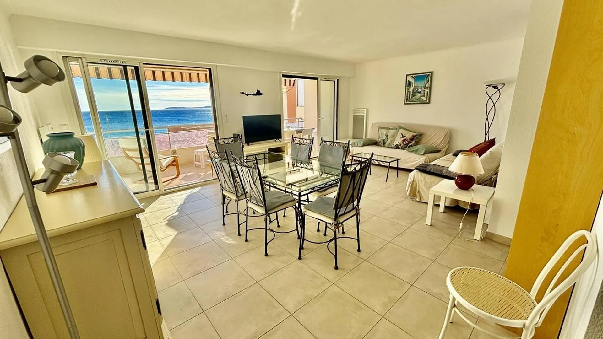 Appartement Lumineux Avec Terrasse Et Acces Plage - Fr-1-816-15 Le Lavandou France